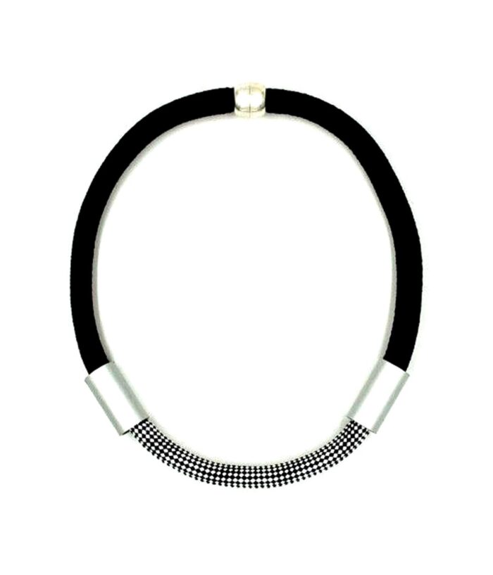 Christina Brampti, collier Christina noir, bijoux de créateur