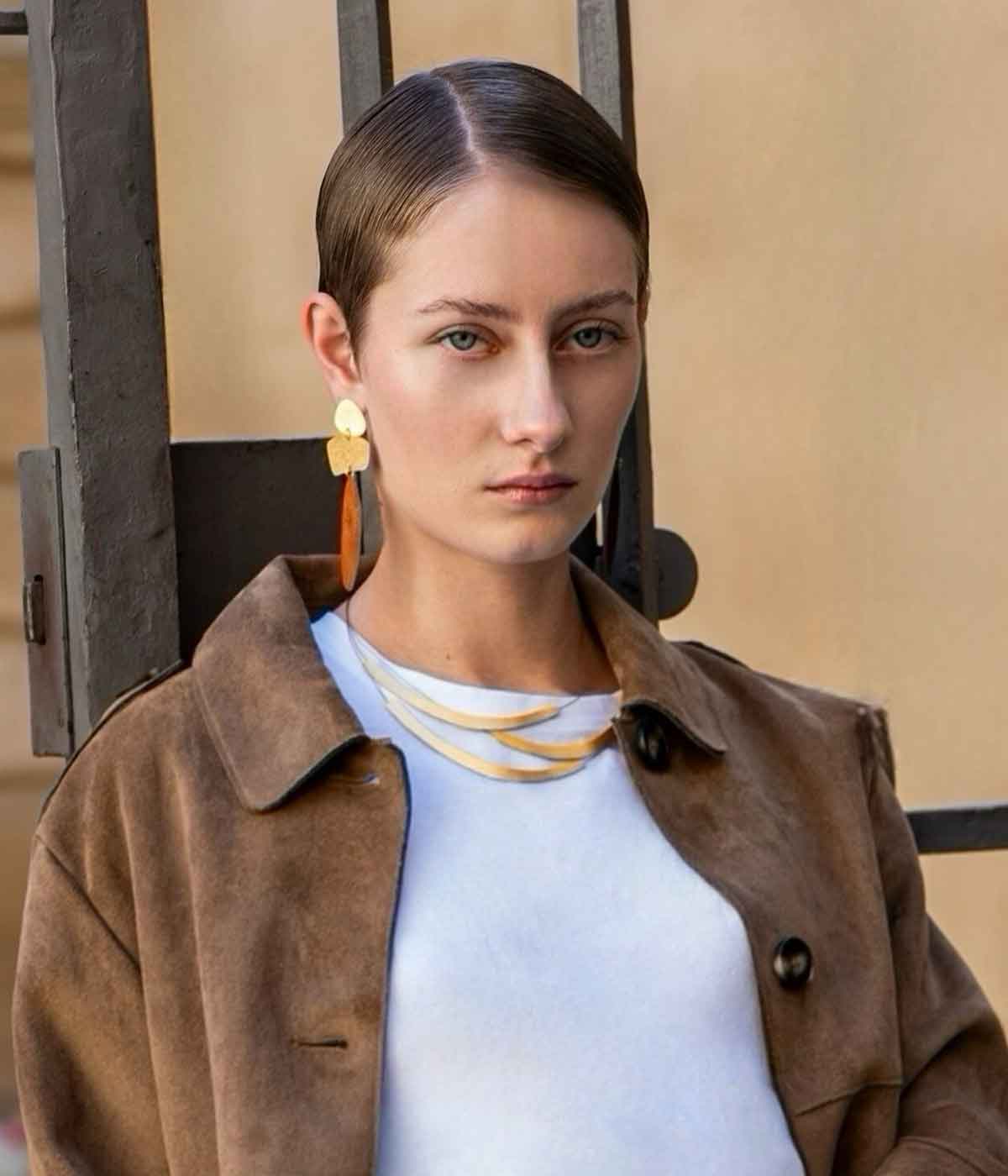 Aventurine, bijoux de créateur, bijoux originaux, bijoux colorés, collier Fauve doré de Foteini Liami