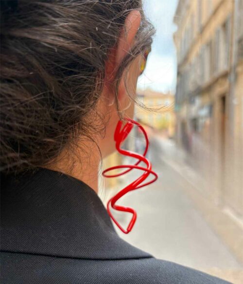 Aventurine, bijoux de créateur, bijoux originaux, bijoux colorés, boucles d'oreilles Speed rouges de Samuel Coraux