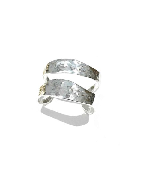 Aventurine, bijoux de créateur, bijoux originaux, bijoux colorés, manchette Keira, argentée de Karine Sultan