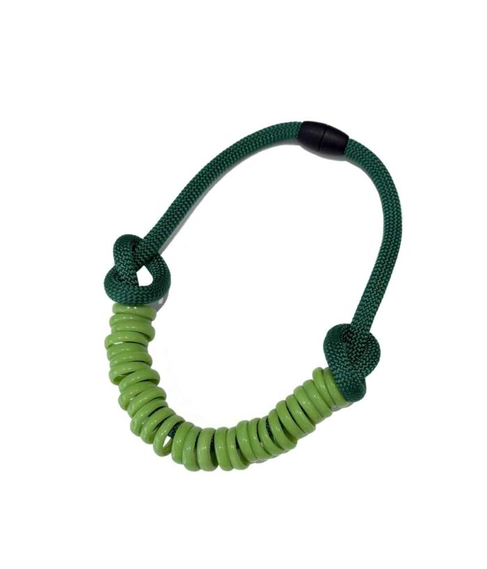 Aventurine, bijoux de créateur, bijoux originaux, bijoux colorés, collier Skyline vert clair et vert foncé de Samuel Coraux